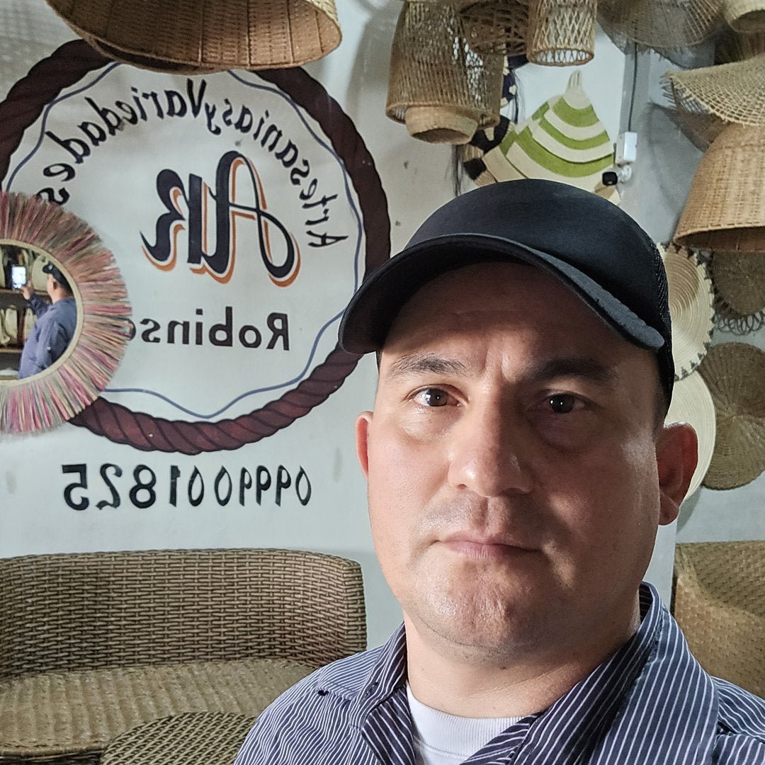 Portrait of Pawresta customer Michael